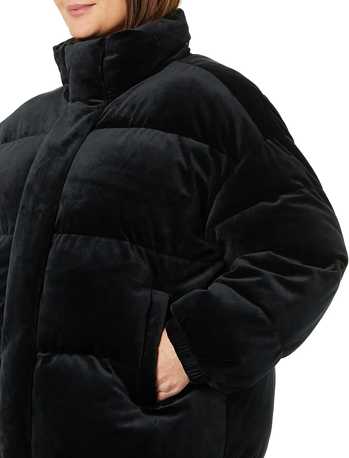 Amazon Essentials Women's Relaxed-Fit Mock-Neck Short Puffer Jacket (Available in Plus Size) (Previously Daily Ritual)