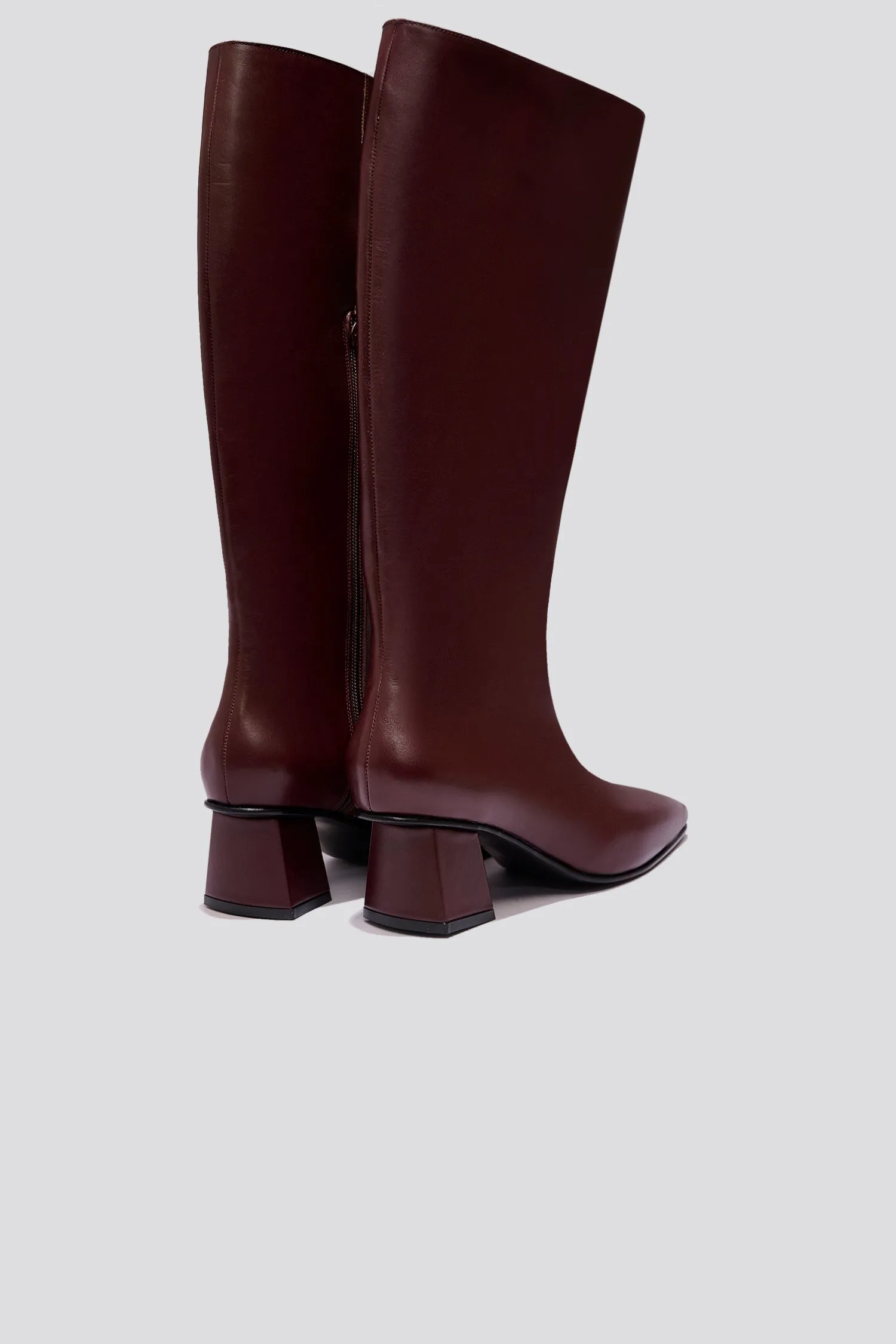 Caro Boot in Plum
