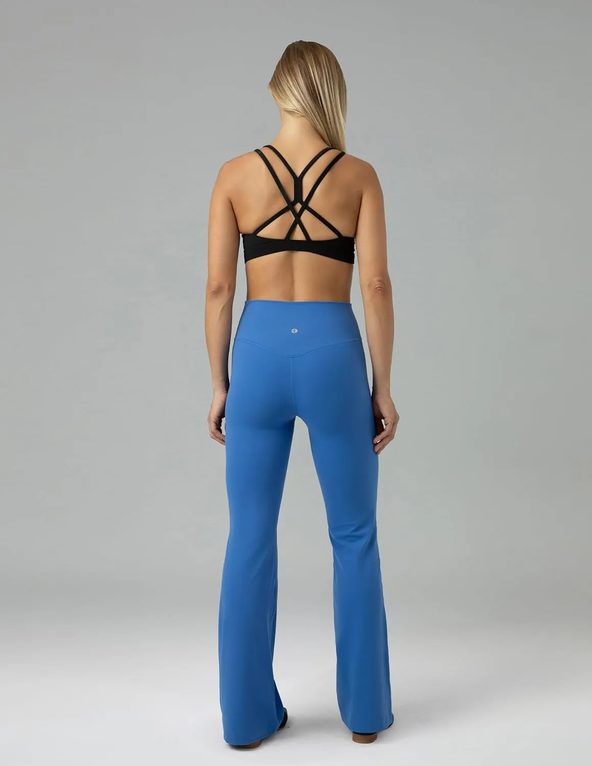 Colorfulkoala Women's Dreamlux Crossover Flare Leggings High Waisted Tummy Control Wide Leg Yoga Pants 29.5" / 31.5" Inseam