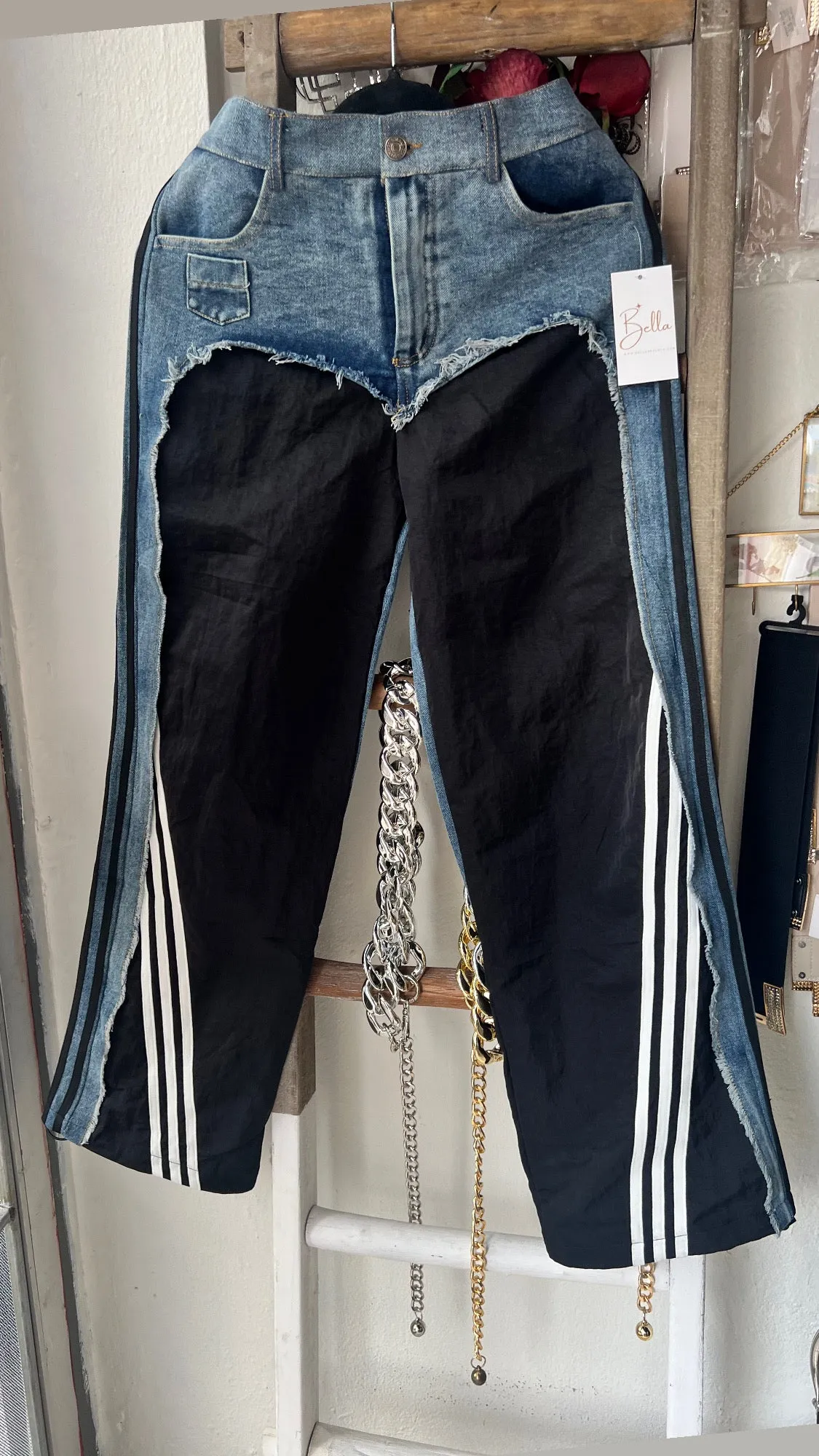 Denim with side lines - New 