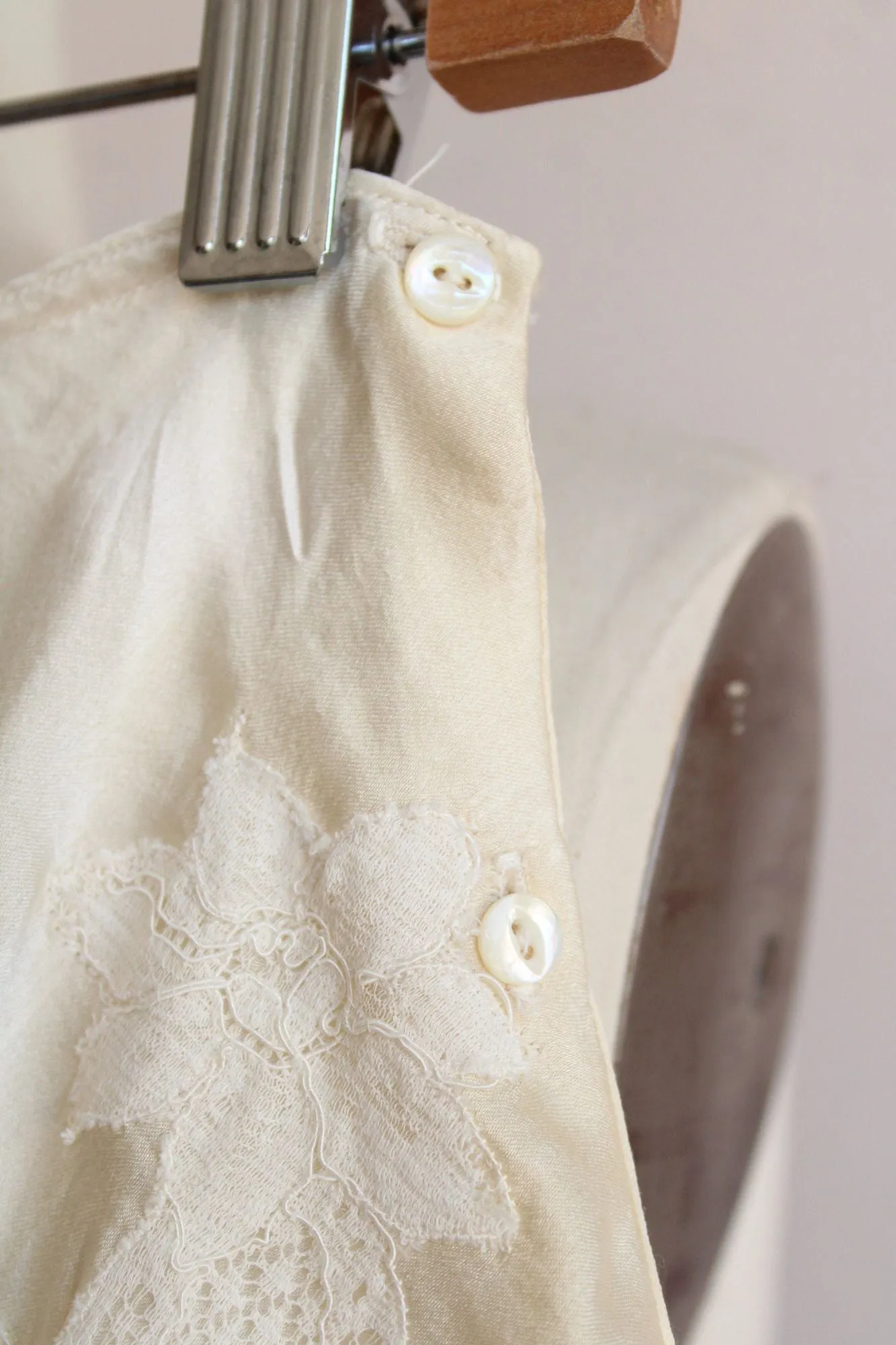 Vintage 1930s 1940s Tap Pant in Winter White Silk
