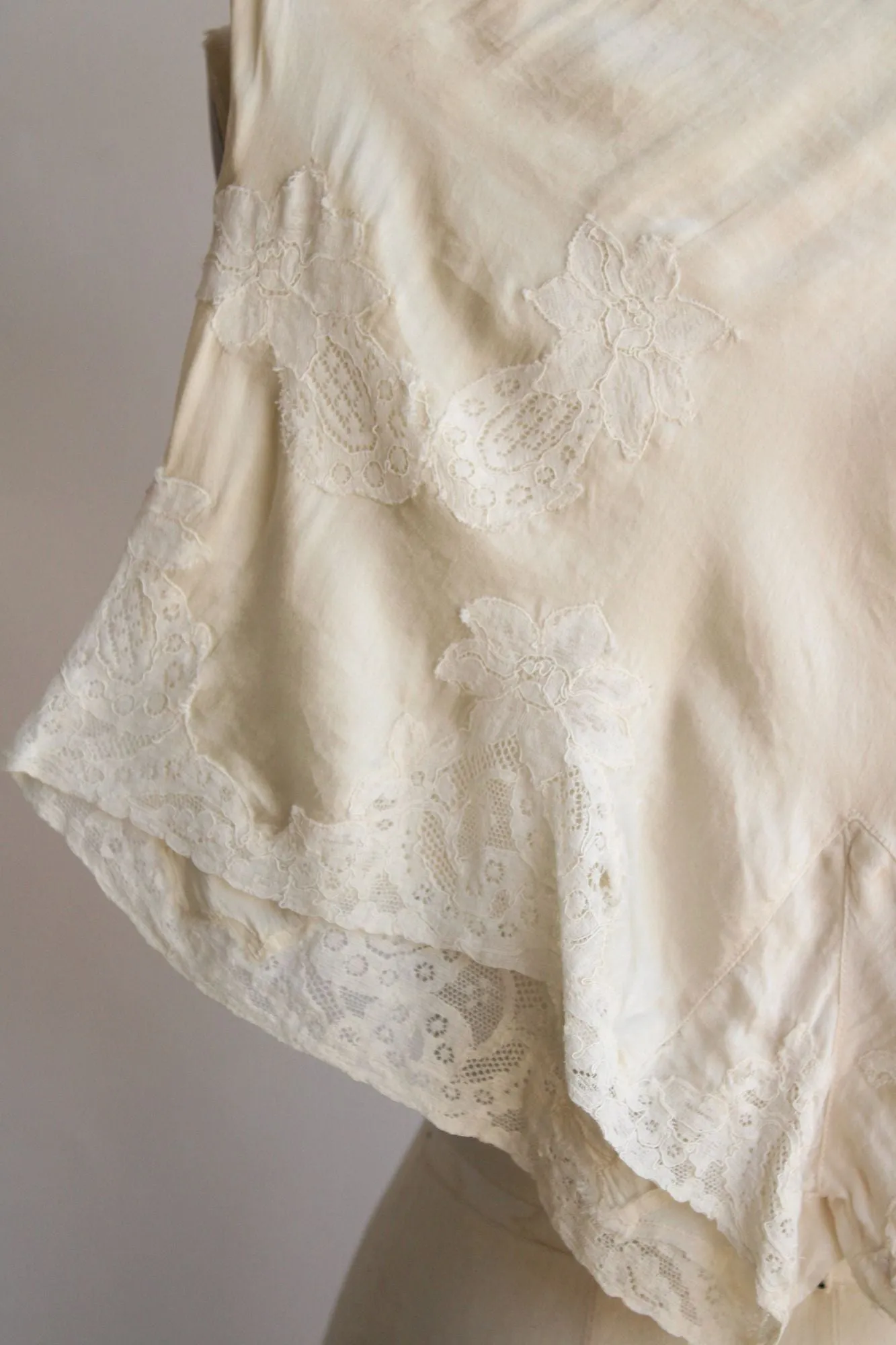Vintage 1930s 1940s Tap Pant in Winter White Silk