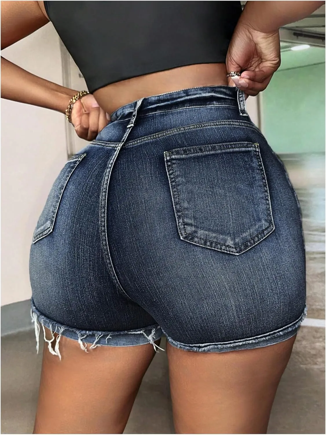 WDIRARA Women's Plus Size High Waist Button Distressed Ripped Casual Denim Shorts
