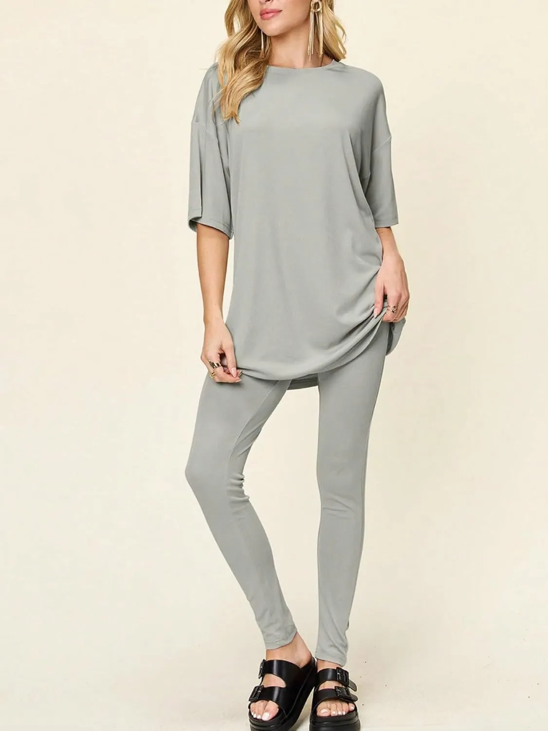 Women's Casual Two-Piece Set Solid Color Oversized Crew Neck Tunic Top And Leggings Set Black Half Sleeves Relaxed Fit