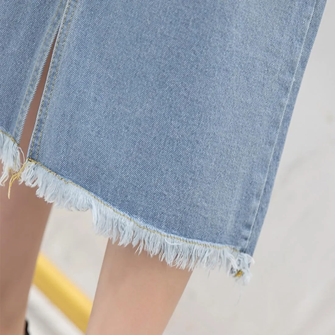 Women's High Waisted A-Line Denim Skirt Distressed Hem Mid-Length Casual Skirt, Vintage Spring Summer Loose Fit Skirts